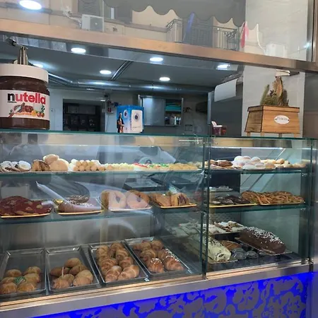 Garibaldi Station 3*