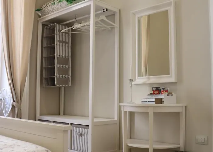 Garibaldi Station 3*