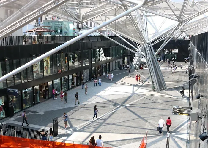 Garibaldi Station Neapel