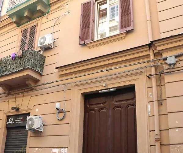 Garibaldi Station 3* Naples