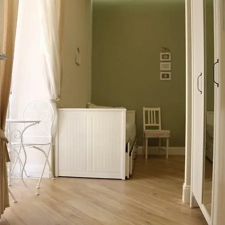 Garibaldi Station Отель типа 